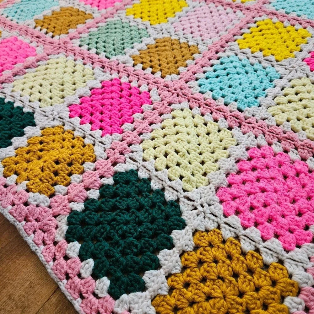 Vintage Handmade Crochet Granny Square Baby Blanket Afghan‎ Multicolor Pink